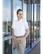 Kurzarm Damenbluse Active-Stretch in Modern-Fit weiß
