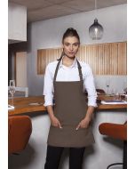 Kurze Latzschürze Basic mit Schnalle und Tasche hellbraun