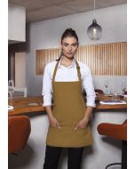 Kurze Latzschürze Basic mit Schnalle und Tasche senf