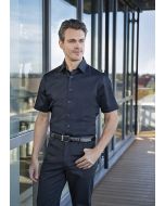 Kurzarm Herrenhemd Active-Stretch in Modern-Fit schwarz