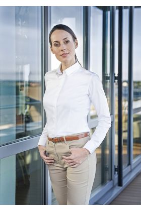 Langarm Damenbluse Active-Stretch in Slim-Fit weiß