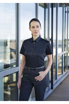 Kurzarm Damenbluse Active-Stretch in Slim-Fit schwarz