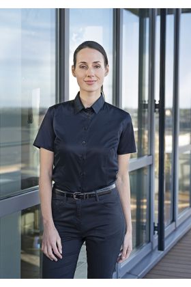 Kurzarm Damenbluse Active-Stretch in Modern-Fit schwarz