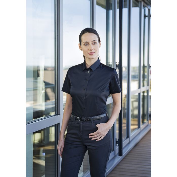 Kurzarm Damenbluse Active-Stretch in Slim-Fit schwarz