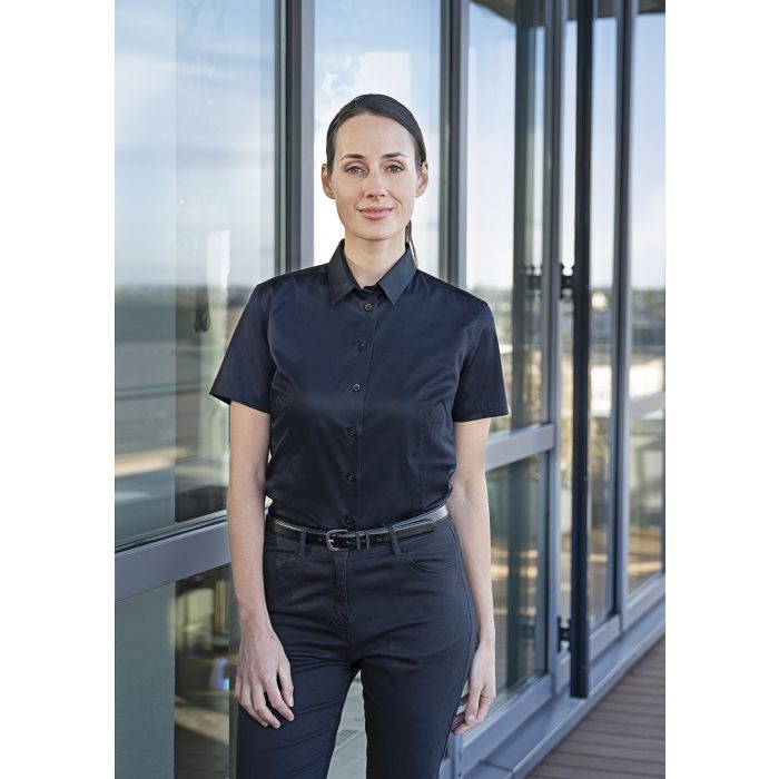 Kurzarm Damenbluse Active-Stretch in Modern-Fit schwarz